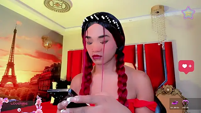 Paola Delfino online show from July 7, 2026, 11:03 am