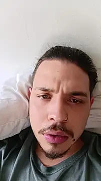 Snapshot of Bry__ chatting on March 28, 2026, 4:28 pm Bry online show from March 28, 2026, 4:28 pm