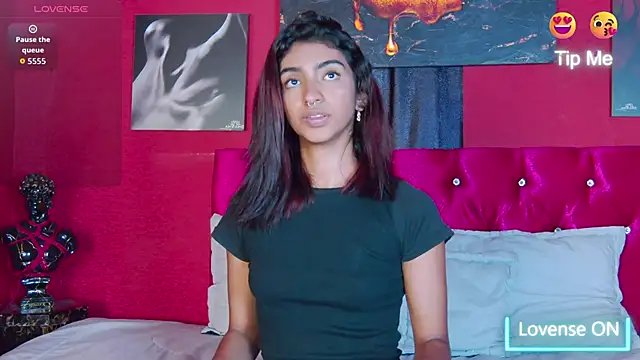 Hottie Veronica online show from March 28, 2026, 8:08 pm