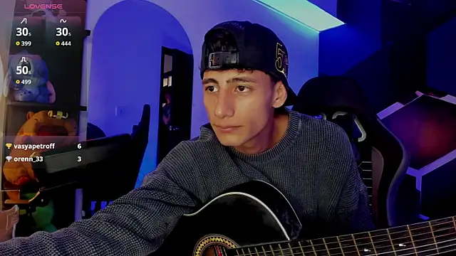 MaxiimoRomano  online show from July 28, 2026, 8:52 pm