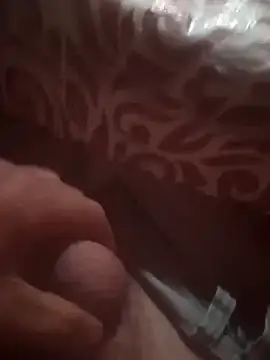 loro121 online show from March 31, 2026, 4:57 am