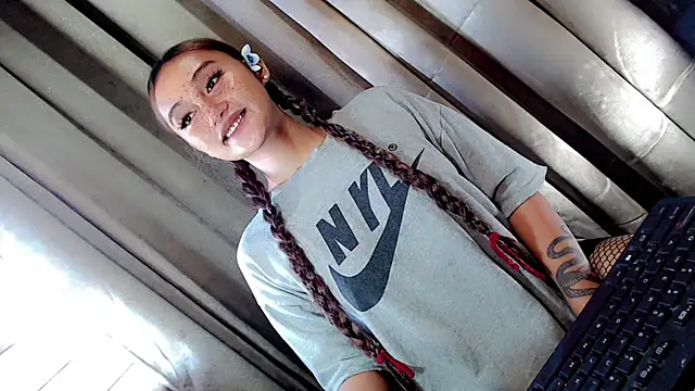 Jessicasfantasy online show from April 10, 2026, 1:55 am