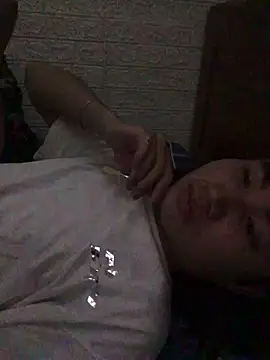 Hoanganhdayroii online show from April 11, 2026, 2:10 pm