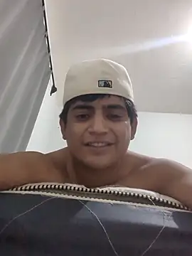 Snapshot of DELTA04SSJ chatting on March 27, 2026, 11:32 am DELTA04SSJ online show from March 27, 2026, 11:32 am