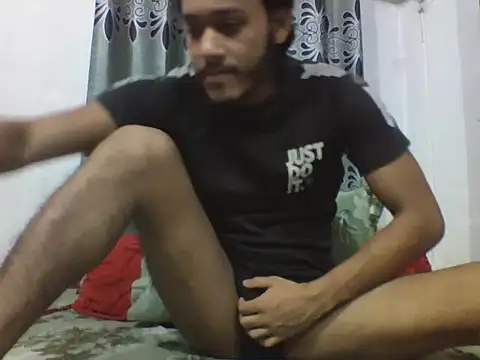 Snapshot of koushik10 chatting on July 13, 2026, 4:32 pm koushik10 online show from July 13, 2026, 4:32 pm