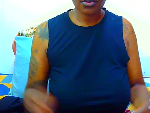 Snapshot of Tattooedgoddess33 chatting on March 26, 2026, 5:18 pm Tattooedgoddess33 online show from March 26, 2026, 5:18 pm