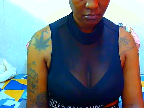 Snapshot of Tattooedgoddess33 chatting on March 30, 2026, 8:15 am Tattooedgoddess33 online show from March 30, 2026, 8:15 am
