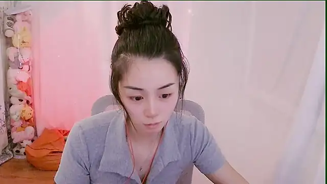 Snapshot of Puresnow chatting on June 27, 2026, 2:55 pm Puresnow online show from June 27, 2026, 2:55 pm
