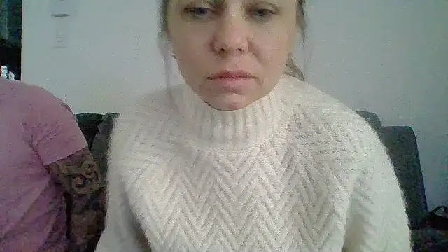 Snapshot of Couple_qc chatting on April 6, 2026, 7:48 pm Couple qc online show from April 6, 2026, 7:48 pm
