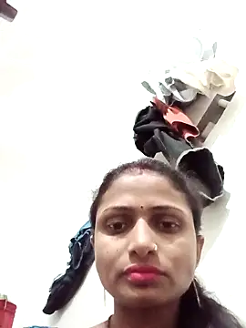 Snapshot of Leelaaji chatting on April 8, 2026, 4:29 pm Leelaaji online show from April 8, 2026, 4:29 pm