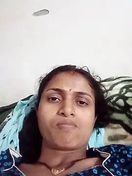 Snapshot of Leelaaji chatting on April 17, 2026, 4:32 pm Leelaaji online show from April 17, 2026, 4:32 pm