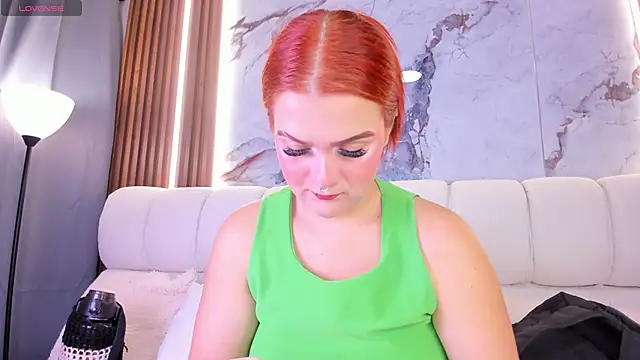 Snapshot of melanieklaus2 chatting on May 26, 2026, 3:35 am melanieklaus2 online show from May 26, 2026, 3:35 am