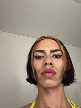 Snapshot of Amira_BabyHot chatting on March 25, 2026, 9:15 am Amira BabyHot online show from March 25, 2026, 9:15 am