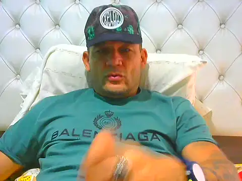 Snapshot of altenori chatting on July 26, 2026, 12:34 pm altenori online show from July 26, 2026, 12:34 pm