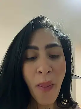 Snapshot of MoraFit_ chatting on May 25, 2026, 2:12 pm MoraFit online show from May 25, 2026, 2:12 pm