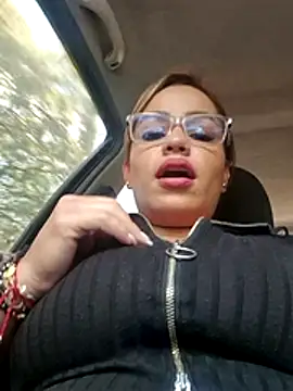 Snapshot of Monita_cherry1 chatting on March 21, 2026, 6:00 pm Monita cherry1 online show from March 21, 2026, 6:00 pm