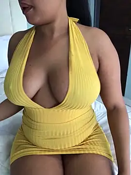 Snapshot of queenpalky chatting on March 23, 2026, 8:18 am queenpalky online show from March 23, 2026, 8:18 am