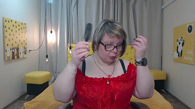 BonnnyBoobsy online show from April 25, 2026, 6:27 am