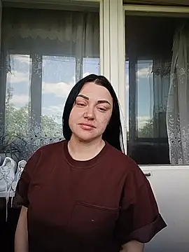Snapshot of Elsie-Nora chatting on June 19, 2026, 10:30 am Elsie-Nora online show from June 19, 2026, 10:30 am