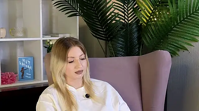 Snapshot of ShuLievens chatting on March 20, 2026, 10:09 am ShuLievens online show from March 20, 2026, 10:09 am