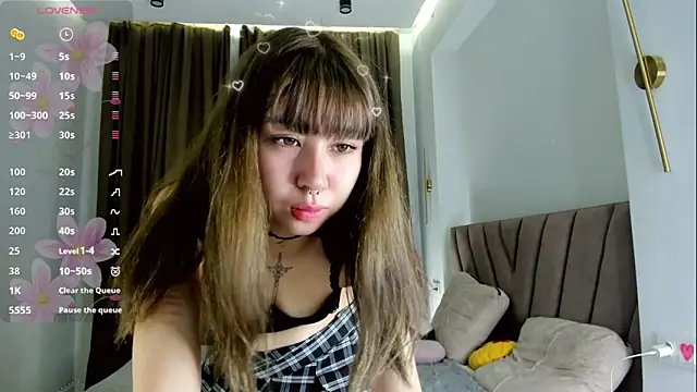 gigi meii online show from April 13, 2026, 2:55 pm