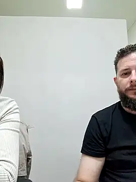 AlejoXMP2026 online show from April 10, 2026, 3:39 pm