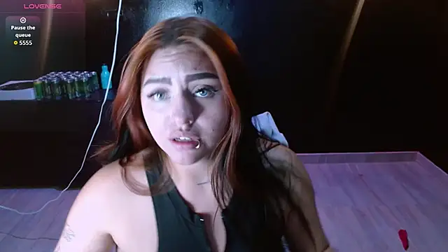 Miley Clarck online show from May 29, 2026, 7:45 pm