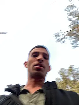 Snapshot of cool_guy_1 chatting on March 23, 2026, 1:20 am cool guy 1 online show from March 23, 2026, 1:20 am