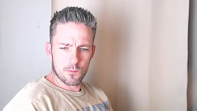 SkylarrGrey online show from March 26, 2026, 6:30 am