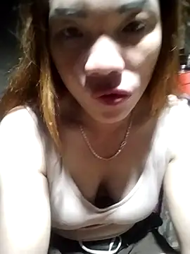 sfgggg1111 online show from May 3, 2026, 12:55 pm