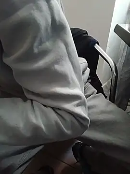 Skinboy06 online show from March 31, 2026, 10:48 am