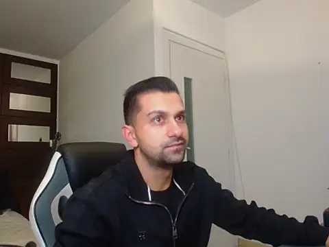 BryceReign online show from April 7, 2026, 4:13 am