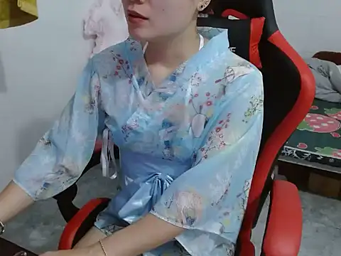 Olivia cute68 online show from April 12, 2026, 4:23 pm