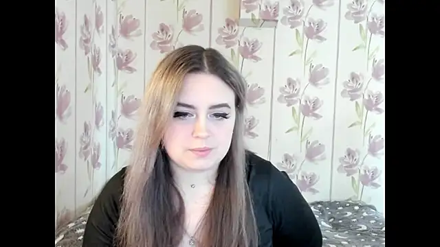 Snapshot of Agathameoww chatting on April 13, 2026, 9:37 am Agathameoww online show from April 13, 2026, 9:37 am