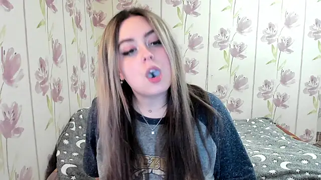 Snapshot of Agathameoww chatting on April 26, 2026, 1:14 am Agathameoww online show from April 26, 2026, 1:14 am