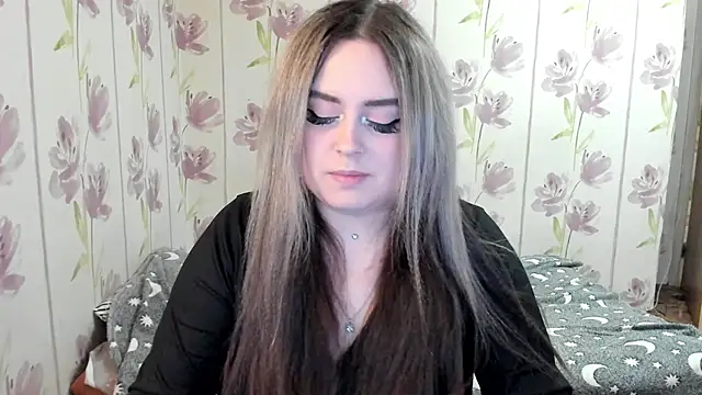 Snapshot of Agathameoww chatting on April 29, 2026, 8:04 pm Agathameoww online show from April 29, 2026, 8:04 pm