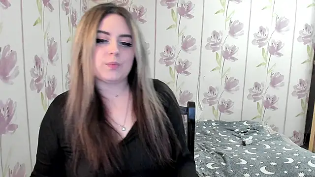 Snapshot of Agathameoww chatting on April 30, 2026, 8:57 pm Agathameoww online show from April 30, 2026, 8:57 pm