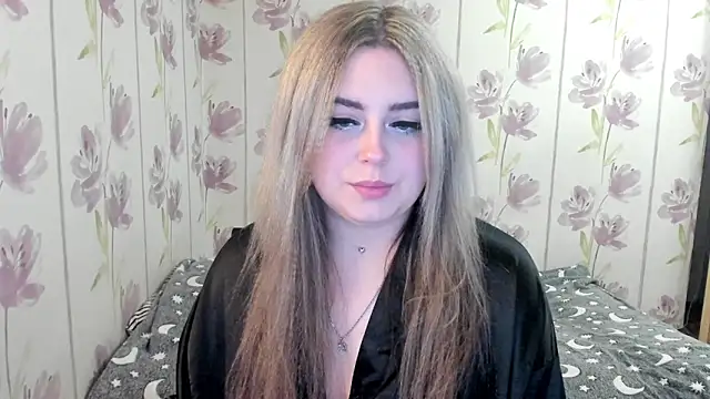 Snapshot of Agathameoww chatting on May 8, 2026, 8:36 pm Agathameoww online show from May 8, 2026, 8:36 pm