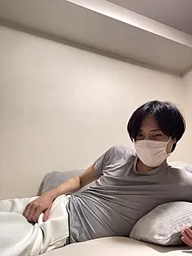 Snapshot of youta200 chatting on April 4, 2026, 1:48 am youta200 online show from April 4, 2026, 1:48 am