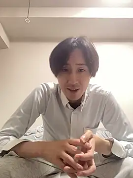 Snapshot of youta200 chatting on April 10, 2026, 2:55 pm youta200 online show from April 10, 2026, 2:55 pm