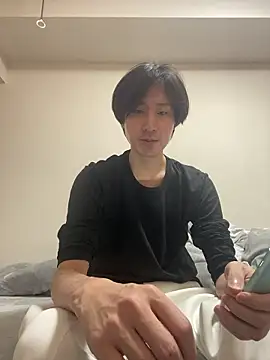 Snapshot of youta200 chatting on April 11, 2026, 7:13 am youta200 online show from April 11, 2026, 7:13 am