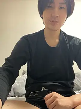 Snapshot of youta200 chatting on April 18, 2026, 2:37 am youta200 online show from April 18, 2026, 2:37 am