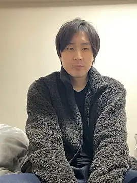 Snapshot of youta200 chatting on April 19, 2026, 1:32 pm youta200 online show from April 19, 2026, 1:32 pm