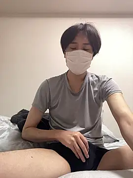 Snapshot of youta200 chatting on April 20, 2026, 1:47 pm youta200 online show from April 20, 2026, 1:47 pm