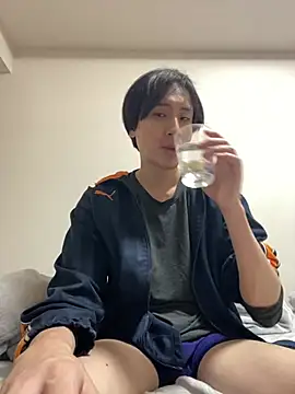 Snapshot of youta200 chatting on April 26, 2026, 3:53 pm youta200 online show from April 26, 2026, 3:53 pm