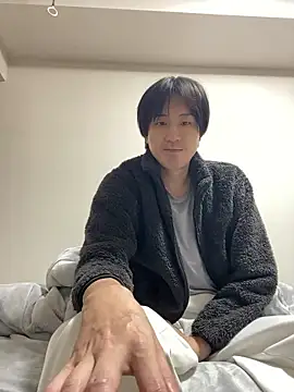 Snapshot of youta200 chatting on May 6, 2026, 5:29 pm youta200 online show from May 6, 2026, 5:29 pm
