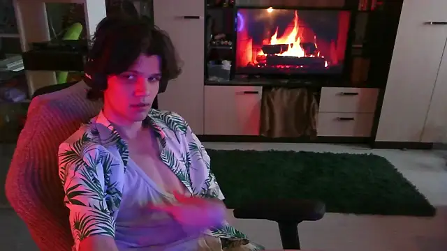 Lucius Mo online show from April 5, 2026, 2:58 pm