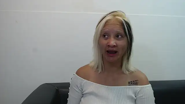 dafne kim online show from April 14, 2026, 12:44 pm