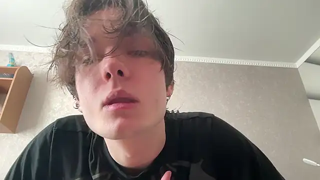 tomasdickpick online show from April 4, 2026, 7:17 am