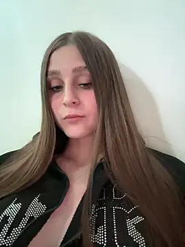 Snapshot of BellMeow_ chatting on April 4, 2026, 3:09 pm BellMeow online show from April 4, 2026, 3:09 pm
